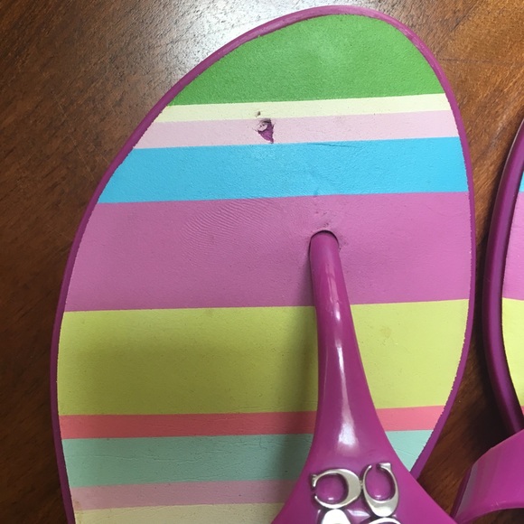 Coach Magenta Trixie Hampton Weekend Flip Flops - Picture 5 of 7